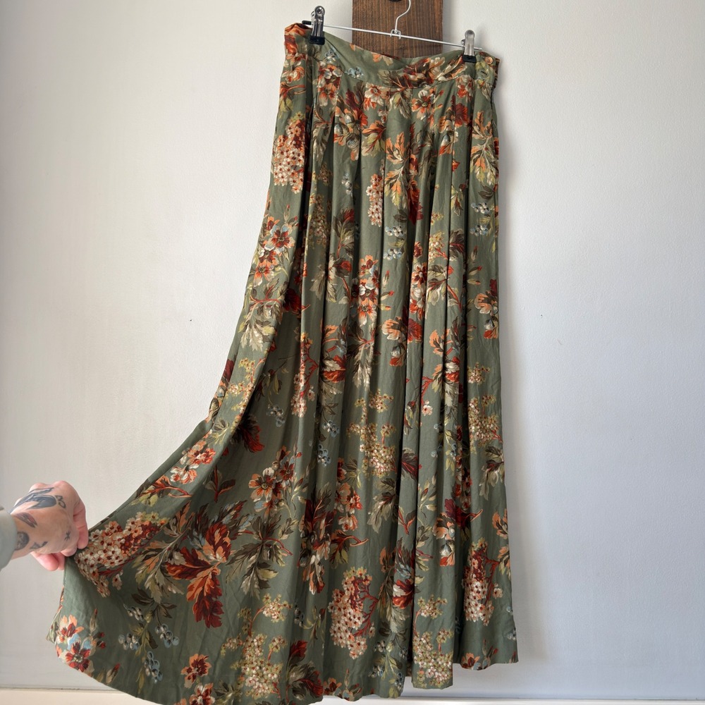 Vintage Cottagecore Floral Maxi Skirt Pleated Olive Rayon Wool Herman Geist 8